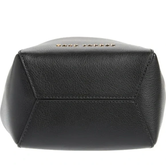 Authentic THE MARC JACOBS Leather Drawstring bucket bag - Picture 8 of 16